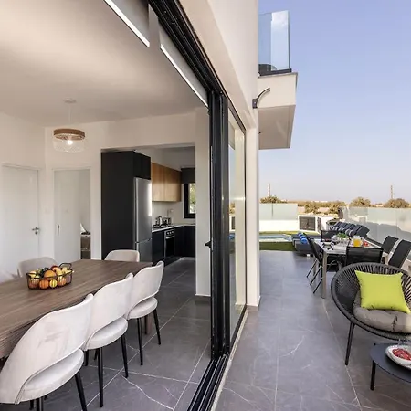 Iva By The Sea Paralimni