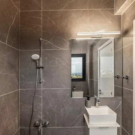 Iva By The Sea Villa *