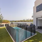 Villa Iva By The Sea