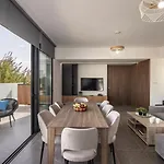 Iva By The Sea Villa *
