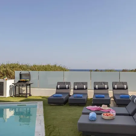 Villa Iva By The Sea Paralimni