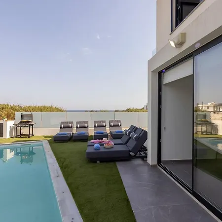 Villa Iva By The Sea