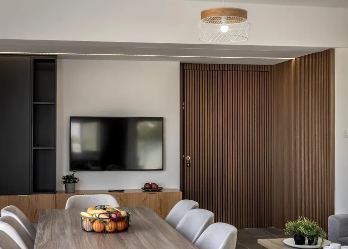 Villa Iva By The Sea *