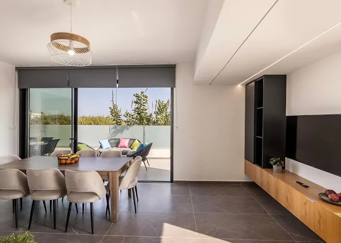 Iva By The Sea Villa