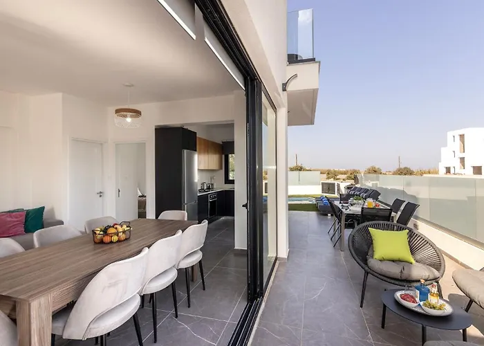 Iva By The Sea Paralimni