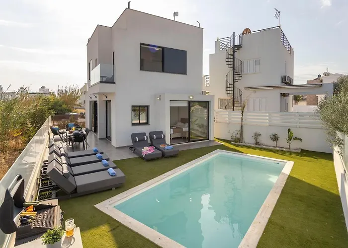 Iva By The Sea Villa