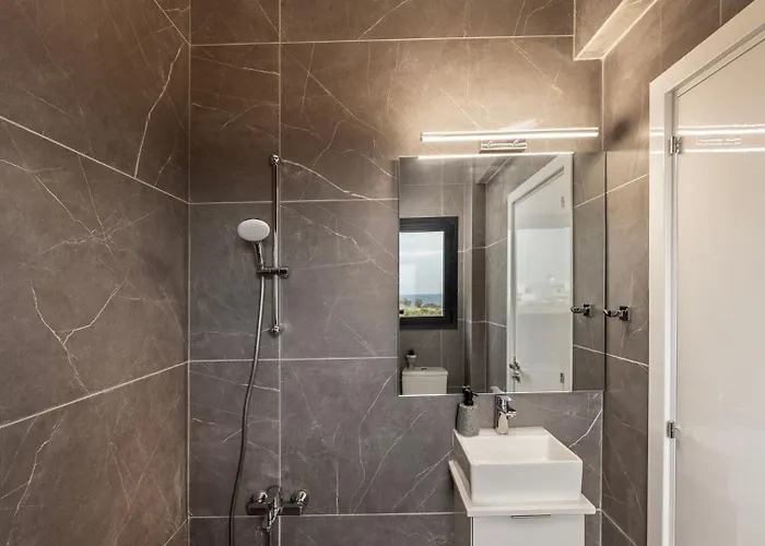 Iva By The Sea Villa *