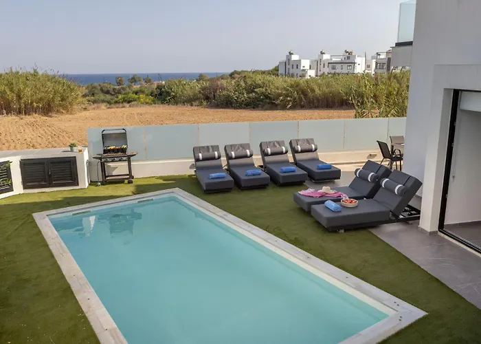 Iva By The Sea * Paralimni