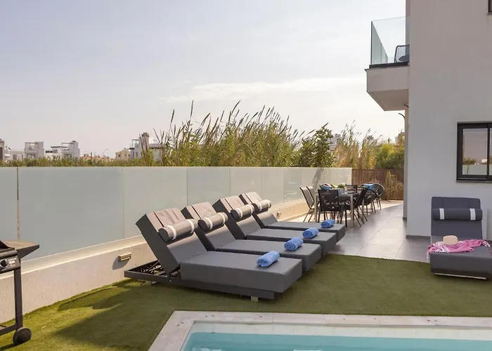 Villa Iva By The Sea Paralimni