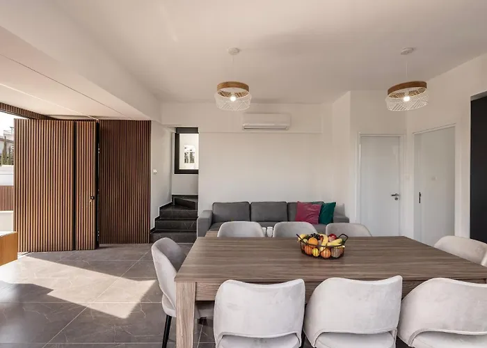 Villa Iva By The Sea