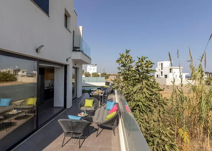 Iva By The Sea Paralimni