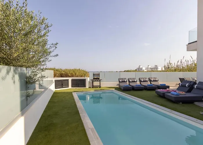 Iva By The Sea Villa *